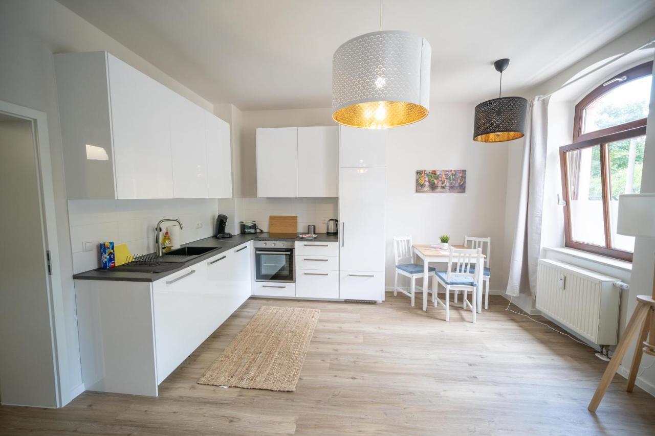 Fullhouse - Zwickau - L96 - Smarttv - Nespresso - 2 Queensize Beds Buitenkant foto